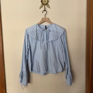 H&M Light Blue Striped Blouse with Lace Collar